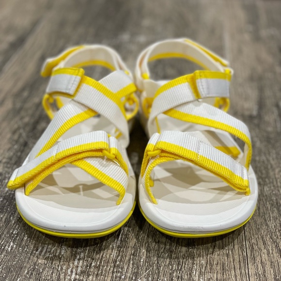 Camper Women's Match Flat Sandal - Picture 4 of 9